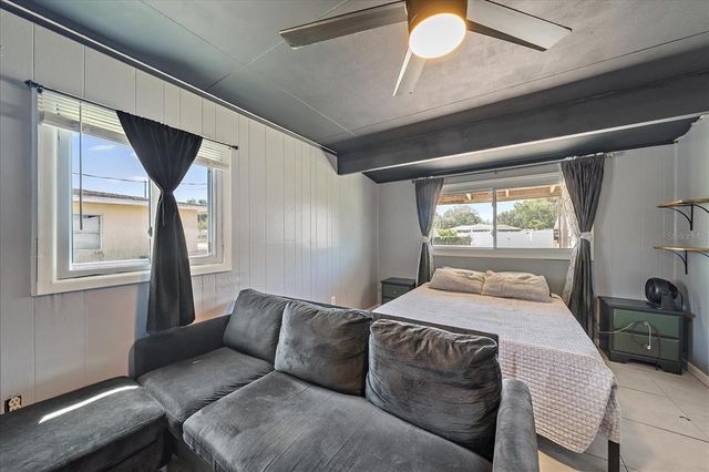 3041 TEAL AVENUE, Sarasota, FL 34232