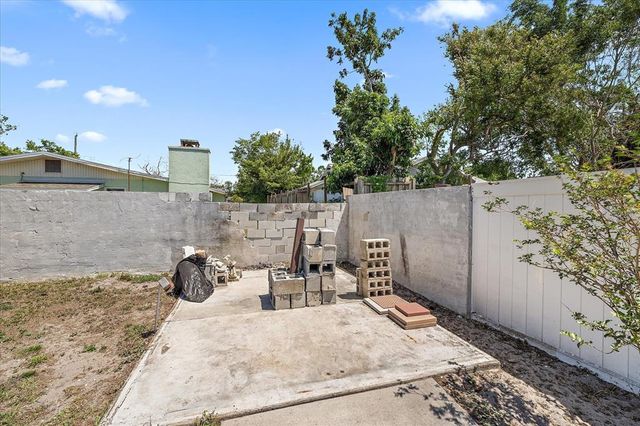 3041 TEAL AVENUE, Sarasota, FL 34232