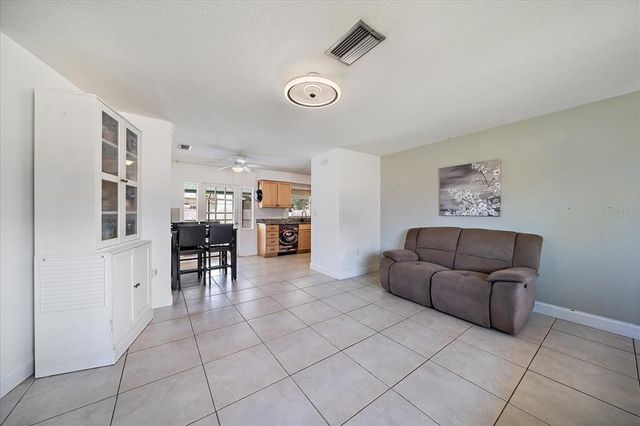 3041 TEAL AVENUE, Sarasota, FL 34232