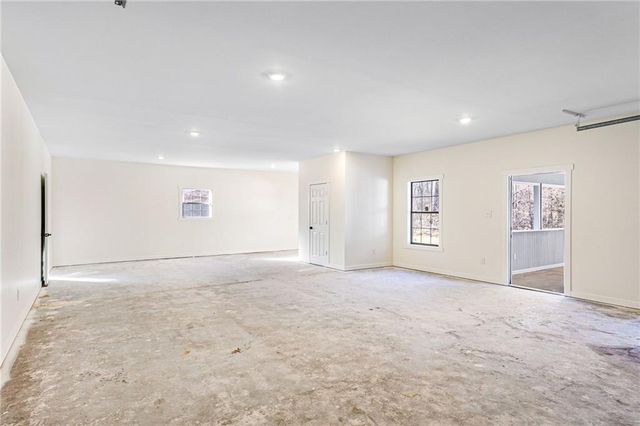 1700 Flat Shoals SE Road, Conyers, GA 30013