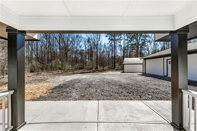 1700 Flat Shoals SE Road, Conyers, GA 30013