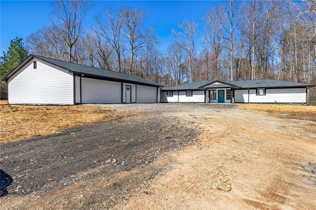 1700 Flat Shoals SE Road, Conyers, GA 30013