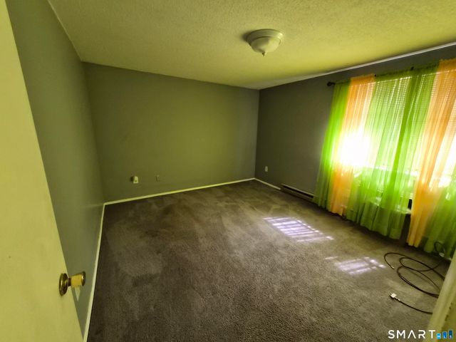 76 Sharon Road 6, Waterbury, CT 06705