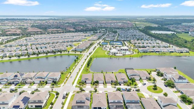 13917 DESTIN BEACH LANE, Orlando, FL 32827