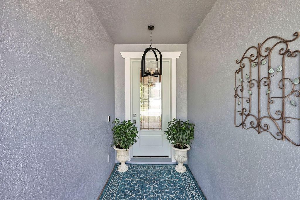 Image 5 of property listing at 13917 DESTIN BEACH LANE, Orlando, FL 32827