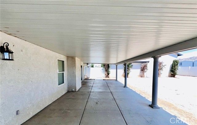 17389 Central Road, Apple Valley, CA 92307