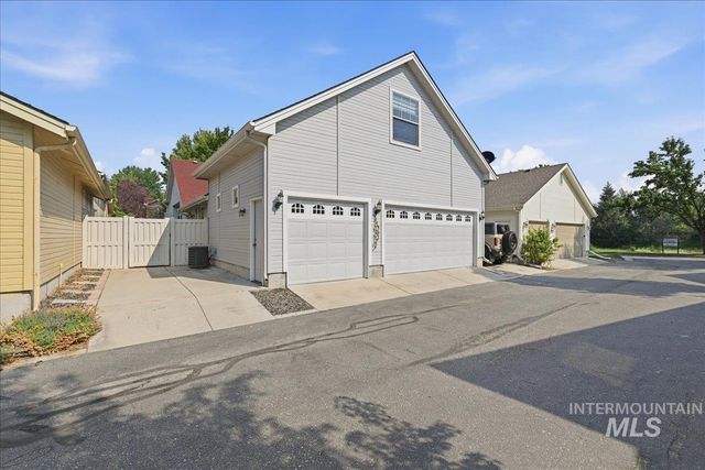 209 S Grandean, Eagle, ID 83616