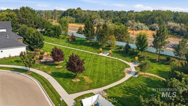 209 S Grandean, Eagle, ID 83616