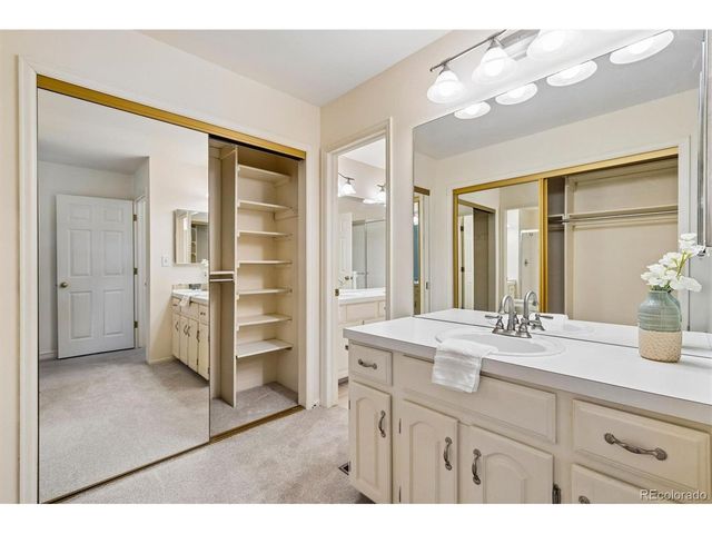 7020 E Briarwood Cir, Centennial, CO 80112