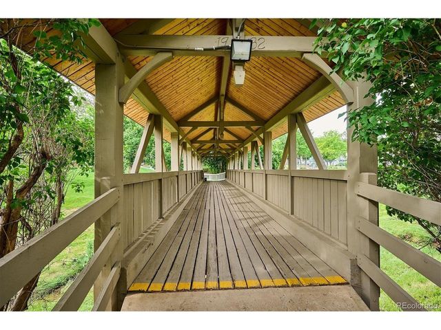 7020 E Briarwood Cir, Centennial, CO 80112