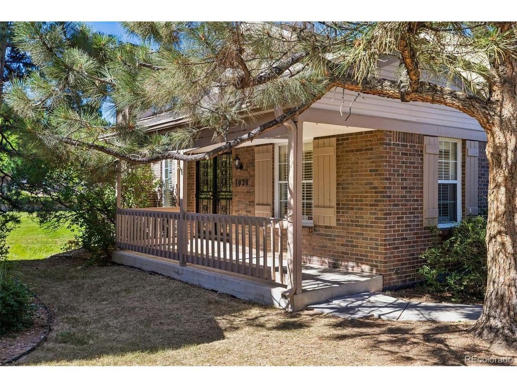 7020 E Briarwood Cir, Centennial, CO 80112