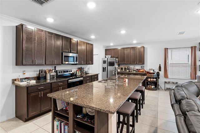 164 E FIESTA KEY LOOP, Deland, FL 32720