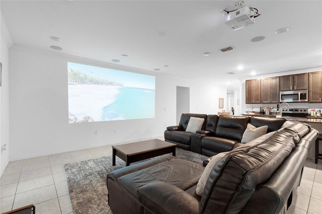 164 E FIESTA KEY LOOP, Deland, FL 32720