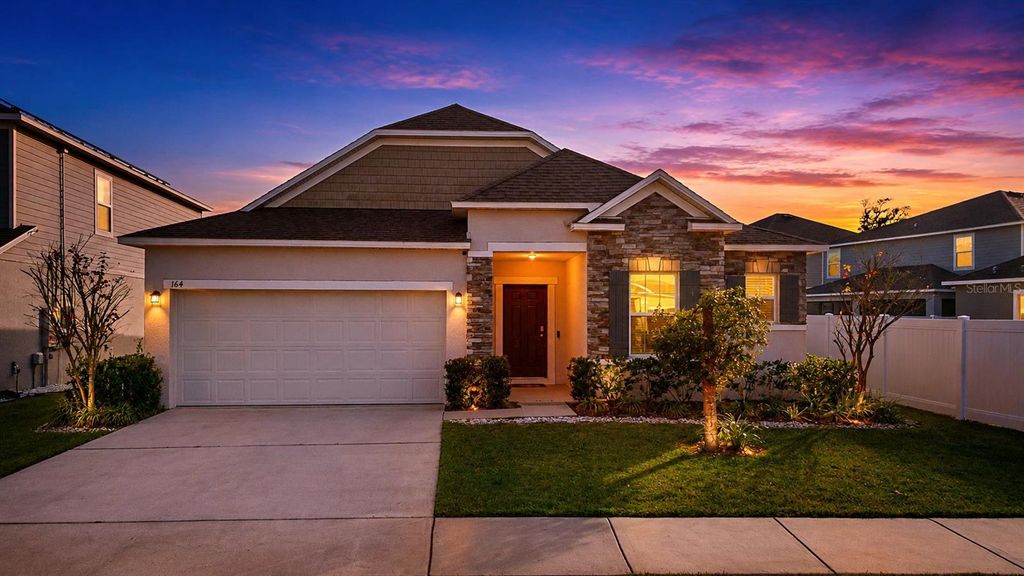 164 E FIESTA KEY LOOP, Deland, FL 32720