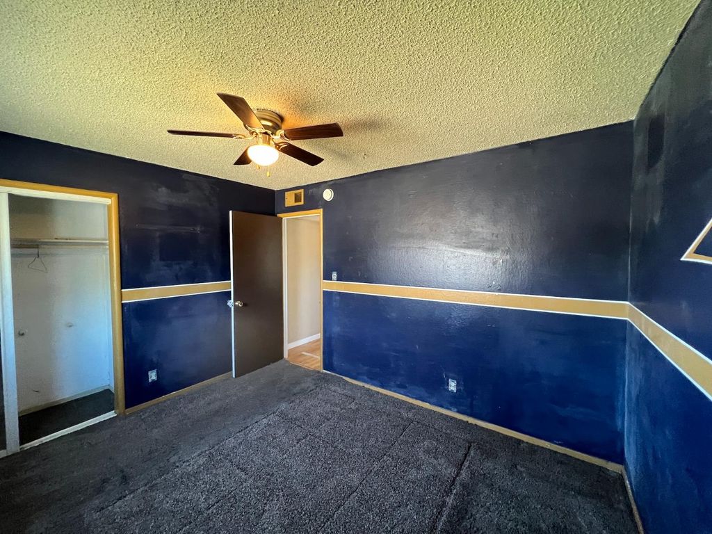 Image 12 of property listing at 4463 N Meridian Avenue, Fresno, CA 93726