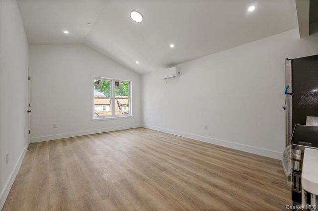 3039 Young Avenue, Bronx, NY 10469