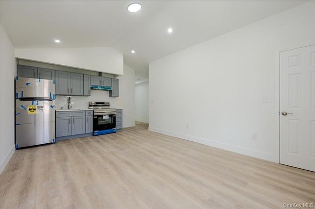3039 Young Avenue, Bronx, NY 10469