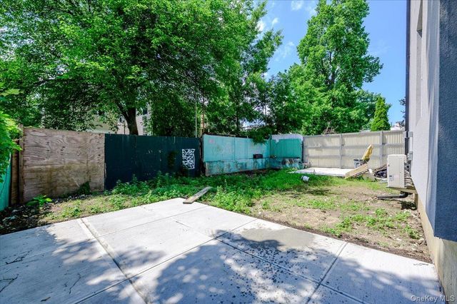 3039 Young Avenue, Bronx, NY 10469