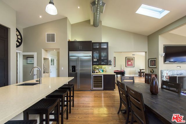 843 Enchanted Way, Pacific Palisades, CA 90272