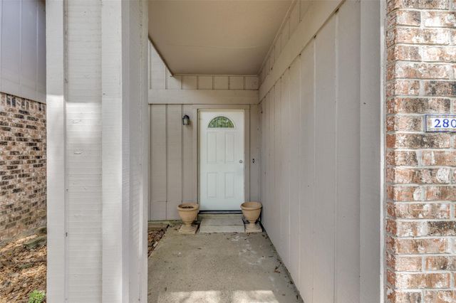 2803 Parkwood Manor Drive, Houston, TX 77339