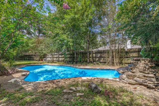 2803 Parkwood Manor Drive, Houston, TX 77339