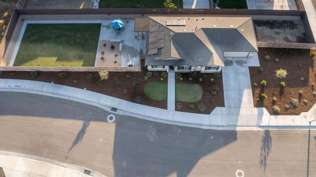 3125 Seymour Street, Tulare, CA 93274