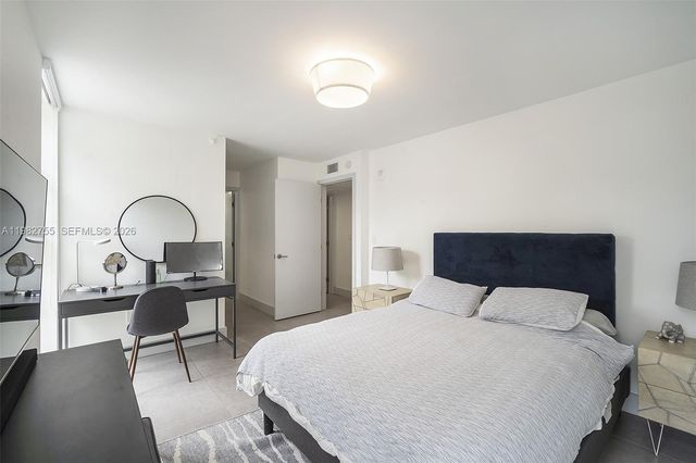 1035 West Ave 201, Miami Beach, FL 33139