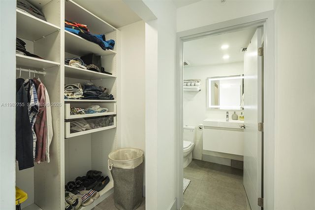 1035 West Ave 201, Miami Beach, FL 33139