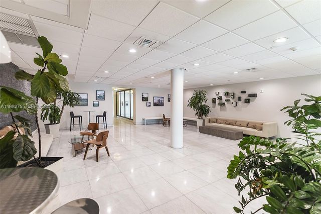 1035 West Ave 201, Miami Beach, FL 33139