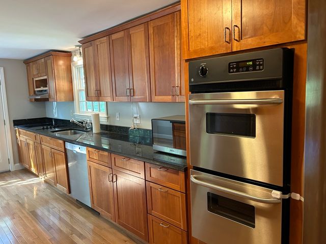 97 Deerfield Avenue, Westwood, MA 02090