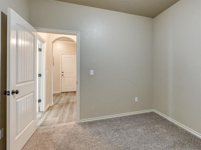 20764 Frontier Place, Harrah, OK 73045