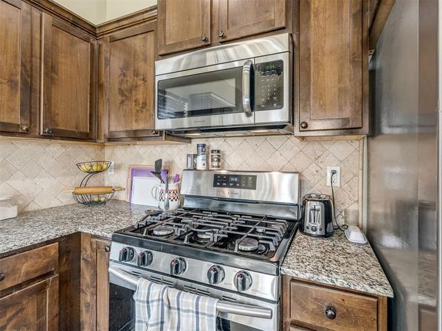 20764 Frontier Place, Harrah, OK 73045