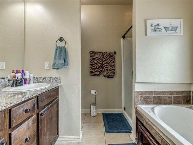 20764 Frontier Place, Harrah, OK 73045