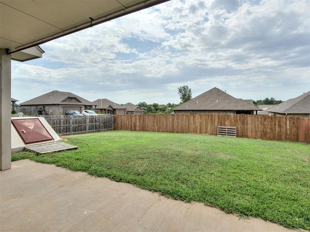 20764 Frontier Place, Harrah, OK 73045