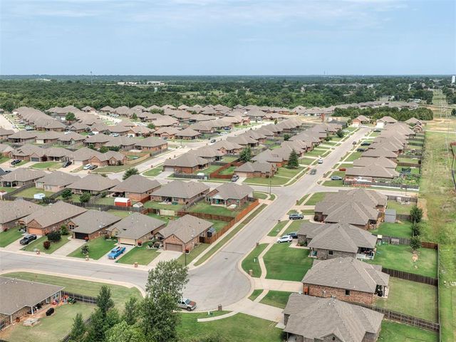 20764 Frontier Place, Harrah, OK 73045