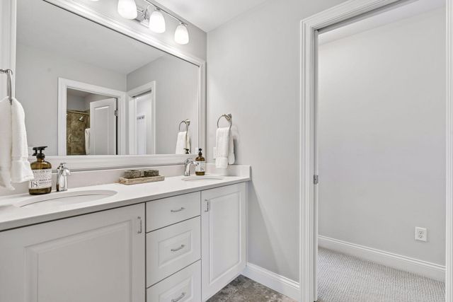 2735 Deer Run Trail E, Orono, MN 55356