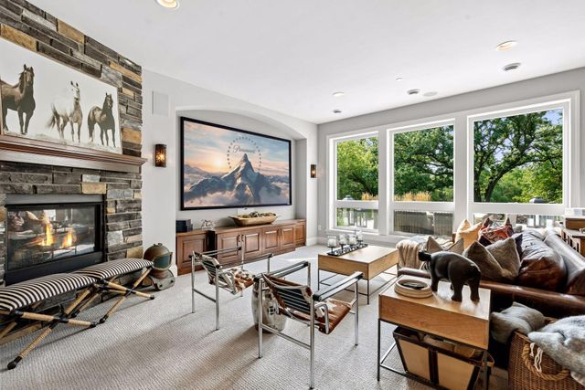 2735 Deer Run Trail E, Orono, MN 55356