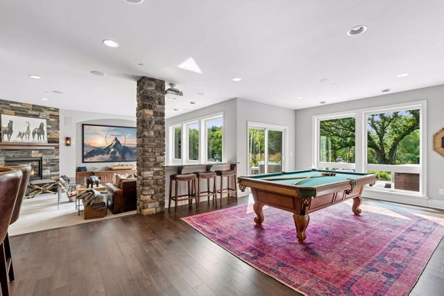 2735 Deer Run Trail E, Orono, MN 55356