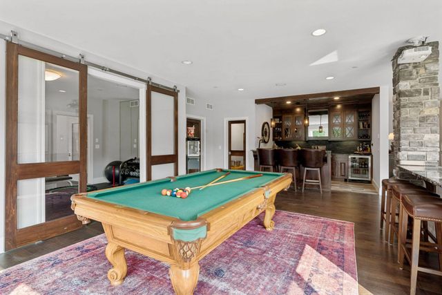 2735 Deer Run Trail E, Orono, MN 55356