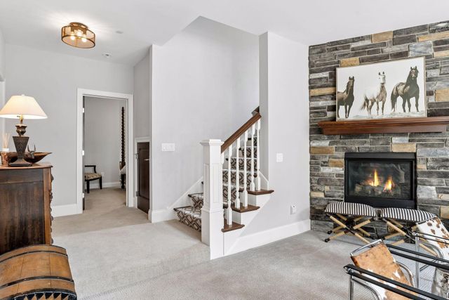 2735 Deer Run Trail E, Orono, MN 55356