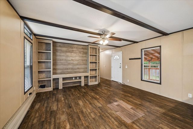 15443 Forest Drive, Montgomery, TX 77356