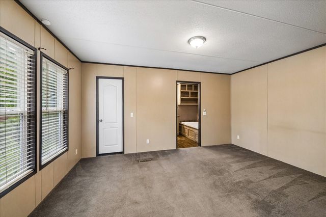 15443 Forest Drive, Montgomery, TX 77356