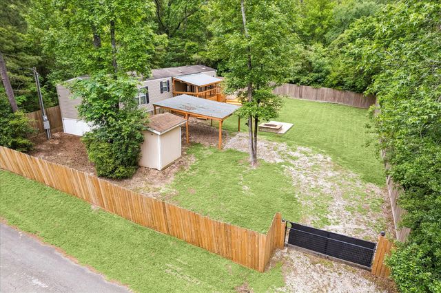 15443 Forest Drive, Montgomery, TX 77356
