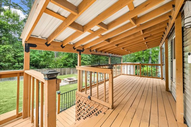 15443 Forest Drive, Montgomery, TX 77356