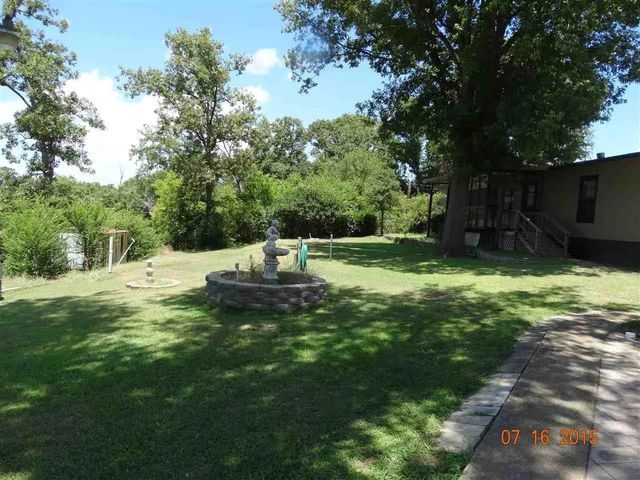 16028 Neches Parkway, Tyler, TX 75704