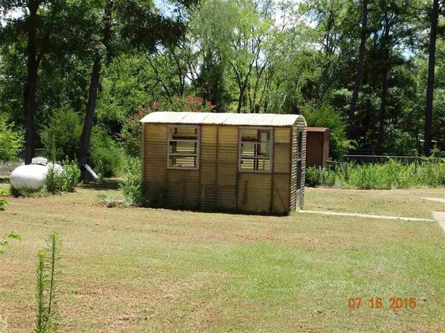 16028 Neches Parkway, Tyler, TX 75704