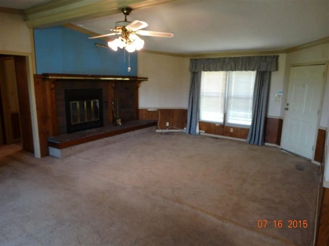 16028 Neches Parkway, Tyler, TX 75704