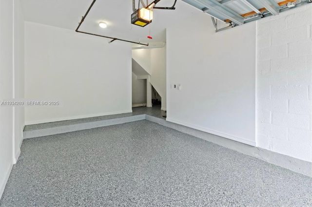 6370 W Sample Rd 6370, Coral Springs, FL 33067