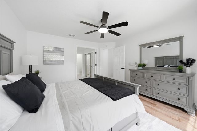 476 QUEENSBRIDGE DRIVE, Lake Mary, FL 32746