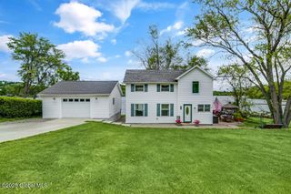 224 Geiser Road, North Greenbush, NY 12198